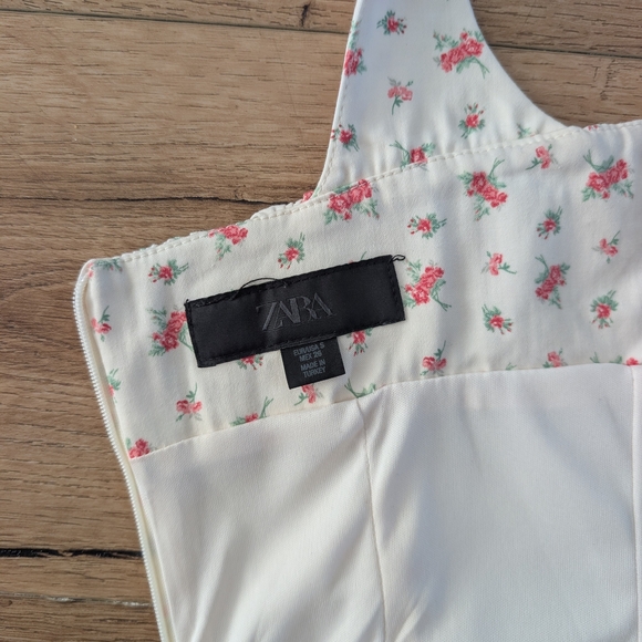 Floral Mini Dress with Square Neckline - Picture 6 of 6